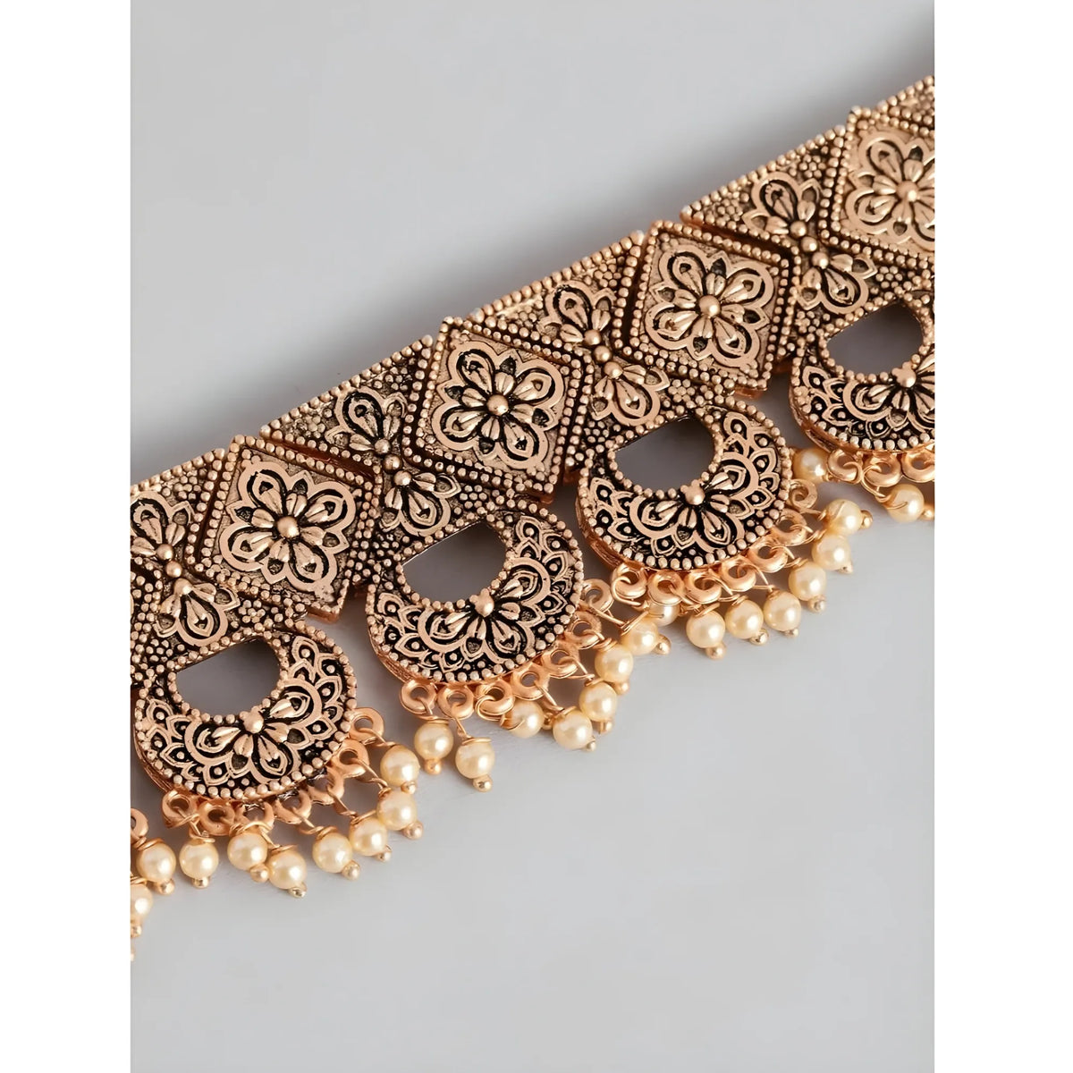 Women's Rose Gold Plated Alloy Necklace & Earings Set (Gold)