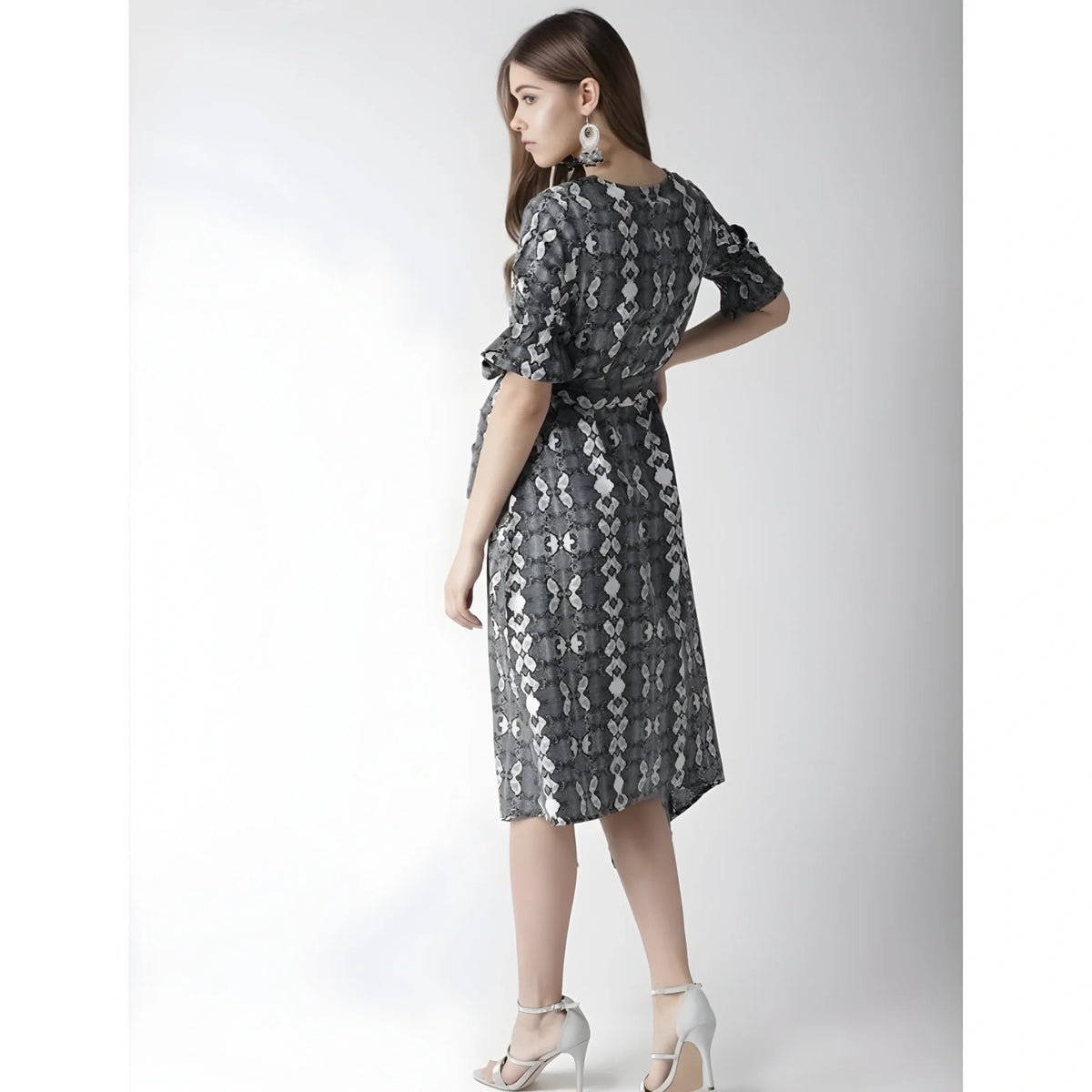 Women's Polyester Animal Print Short Sleeve Knee Length Dress (black White) | Women Signature Collection
