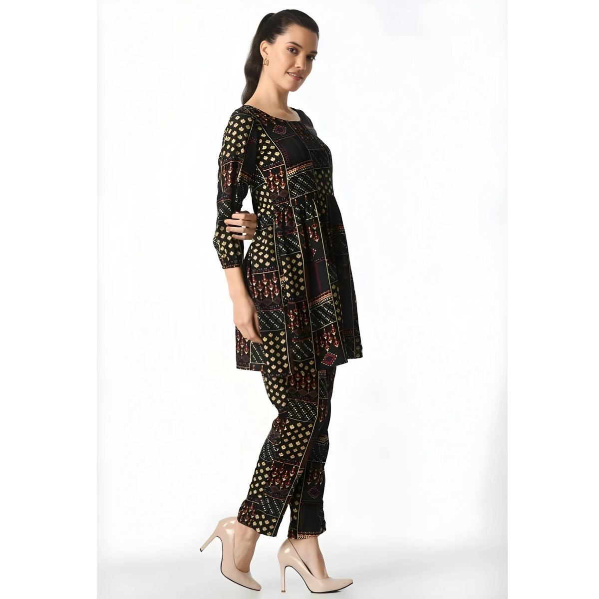 Women's Casual Crepe 3-4th Sleeves Cord Set (Black)