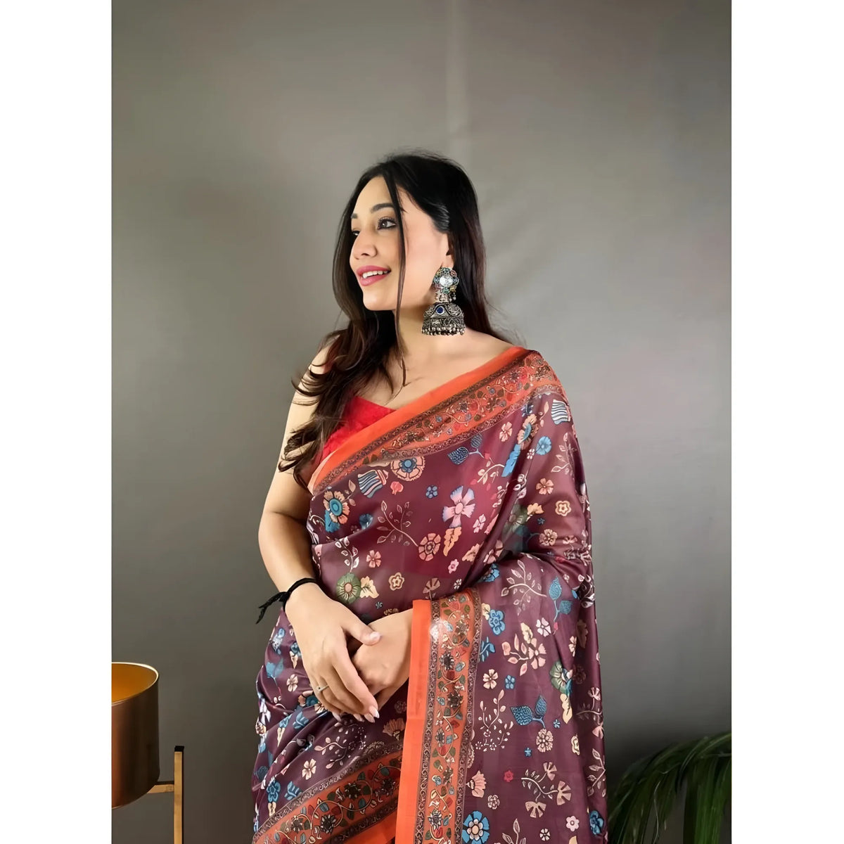 Women's Linen Printed Saree With Unstitched Blouse 5.5Mtr  (Brown)