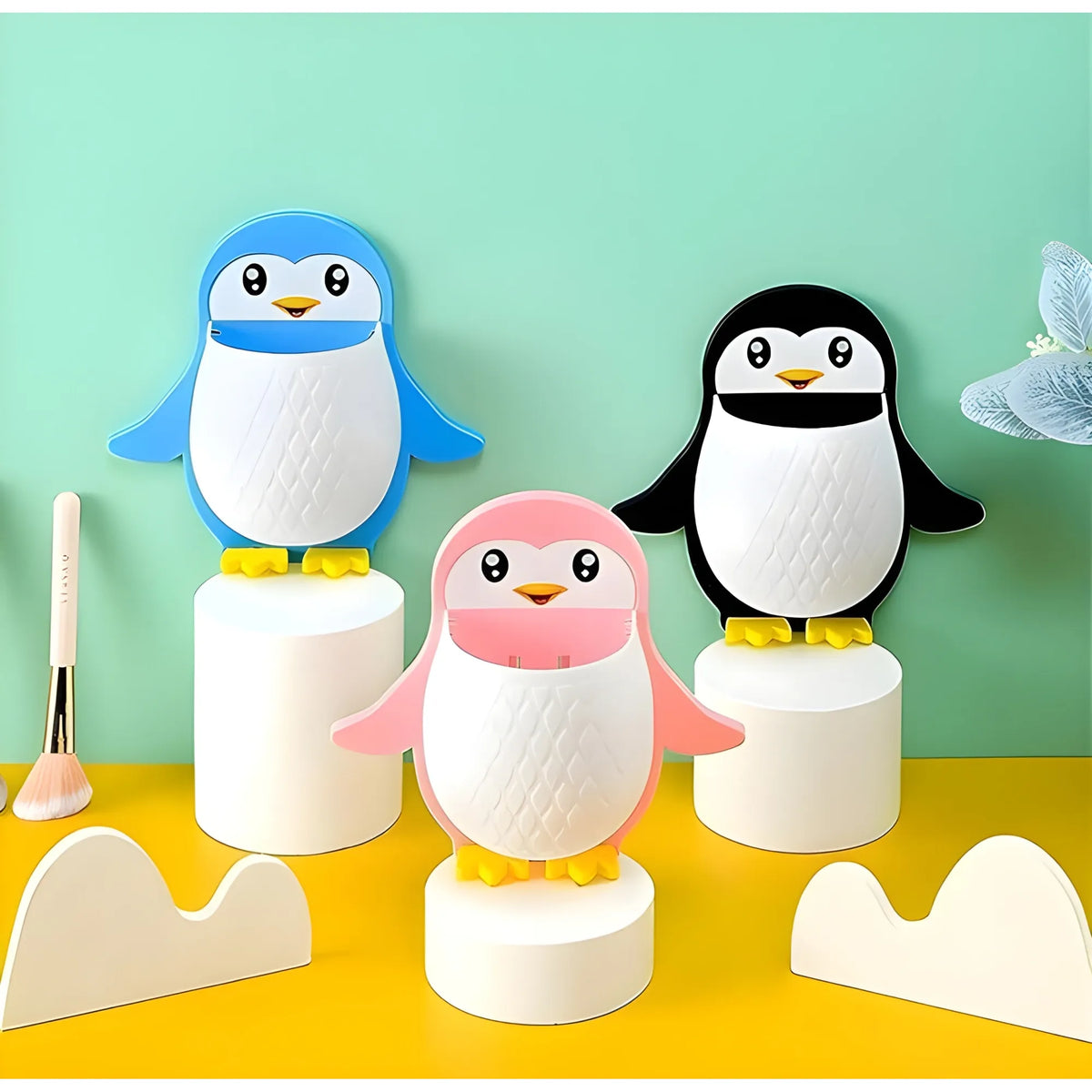 Wall Mounted Penguin Design Toothpaste Holder (Multicolor)