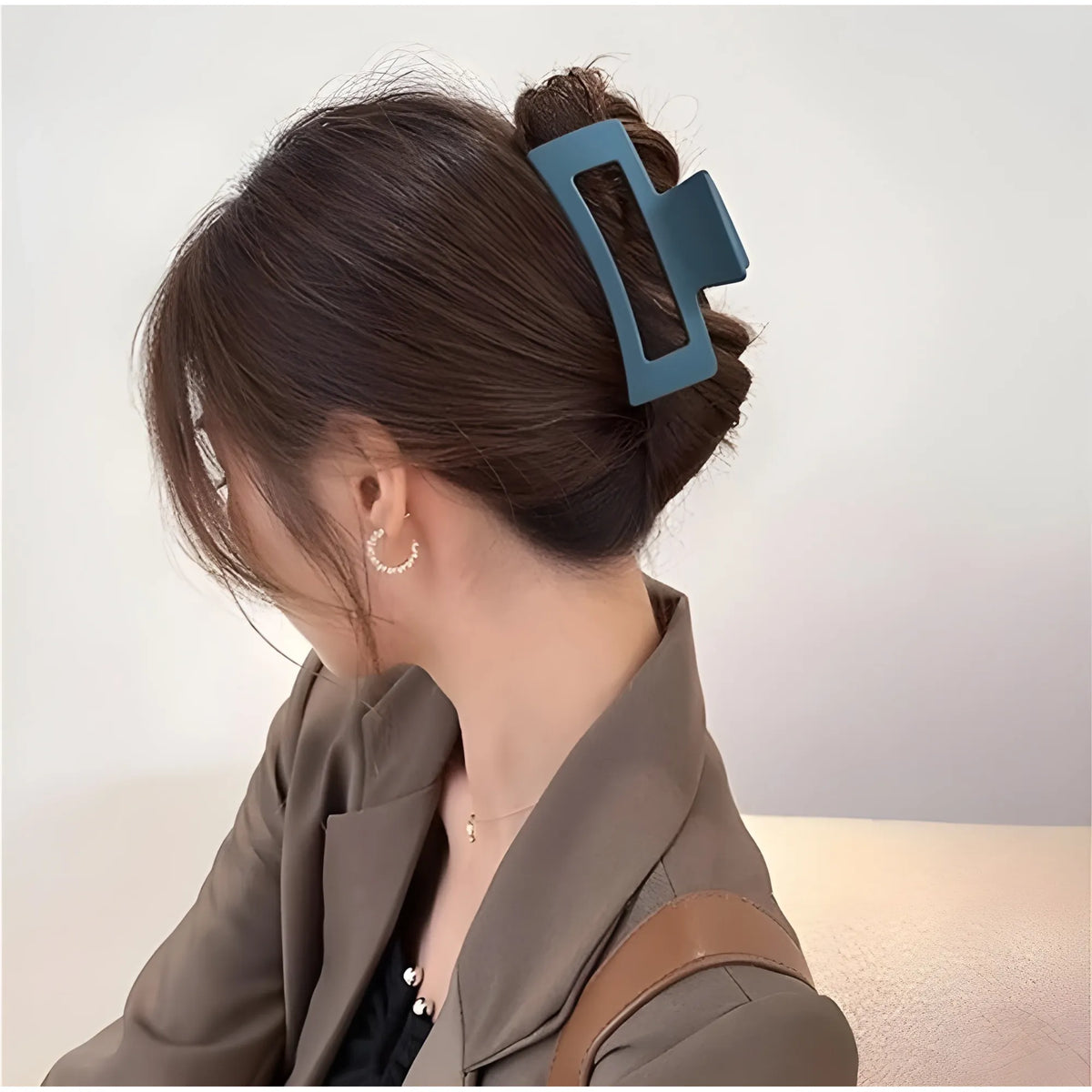 Soft Silicone Hair Claw Clips (Multicolor)