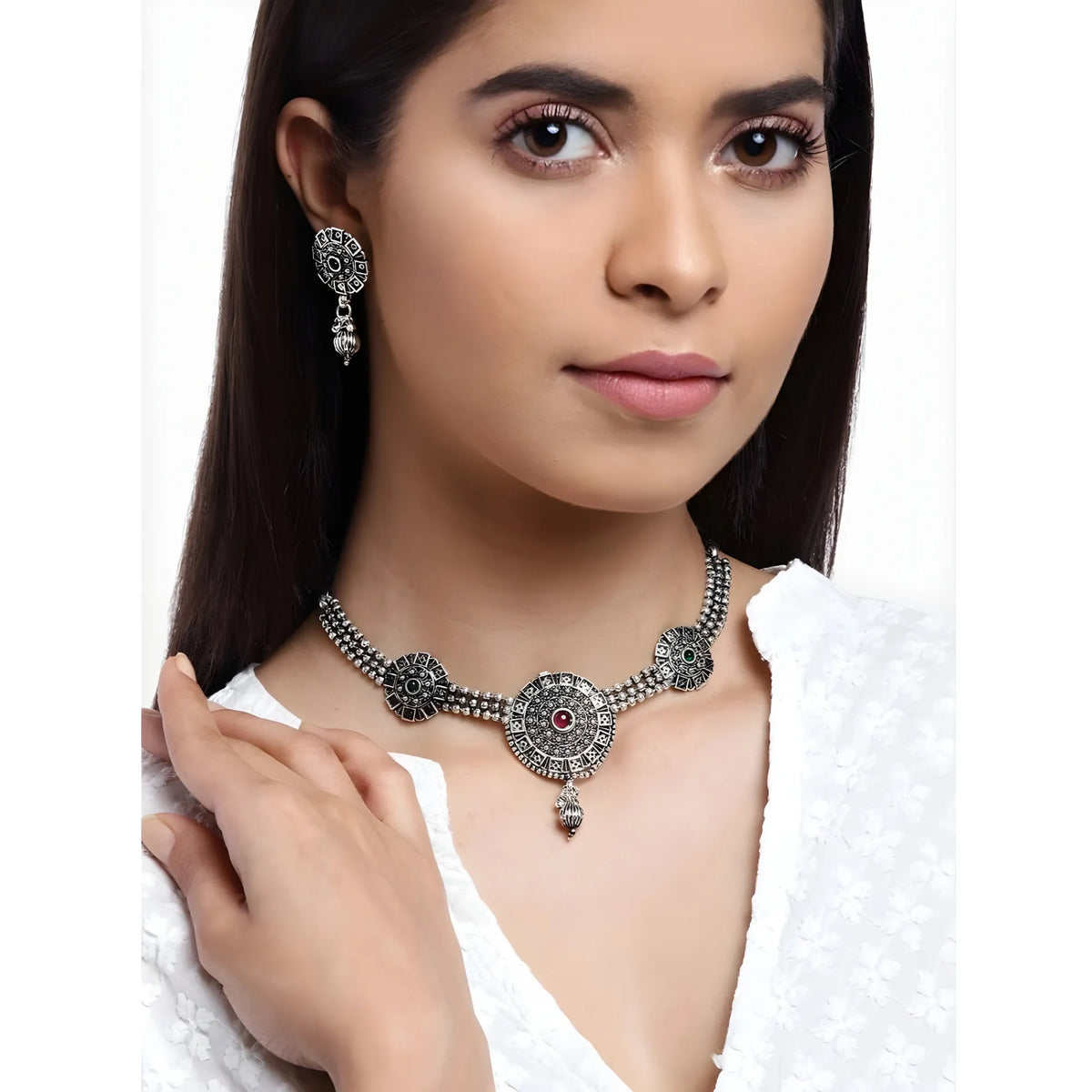 Women's Rose Gold Plated Alloy Necklace &amp; Earings Set (Silver)