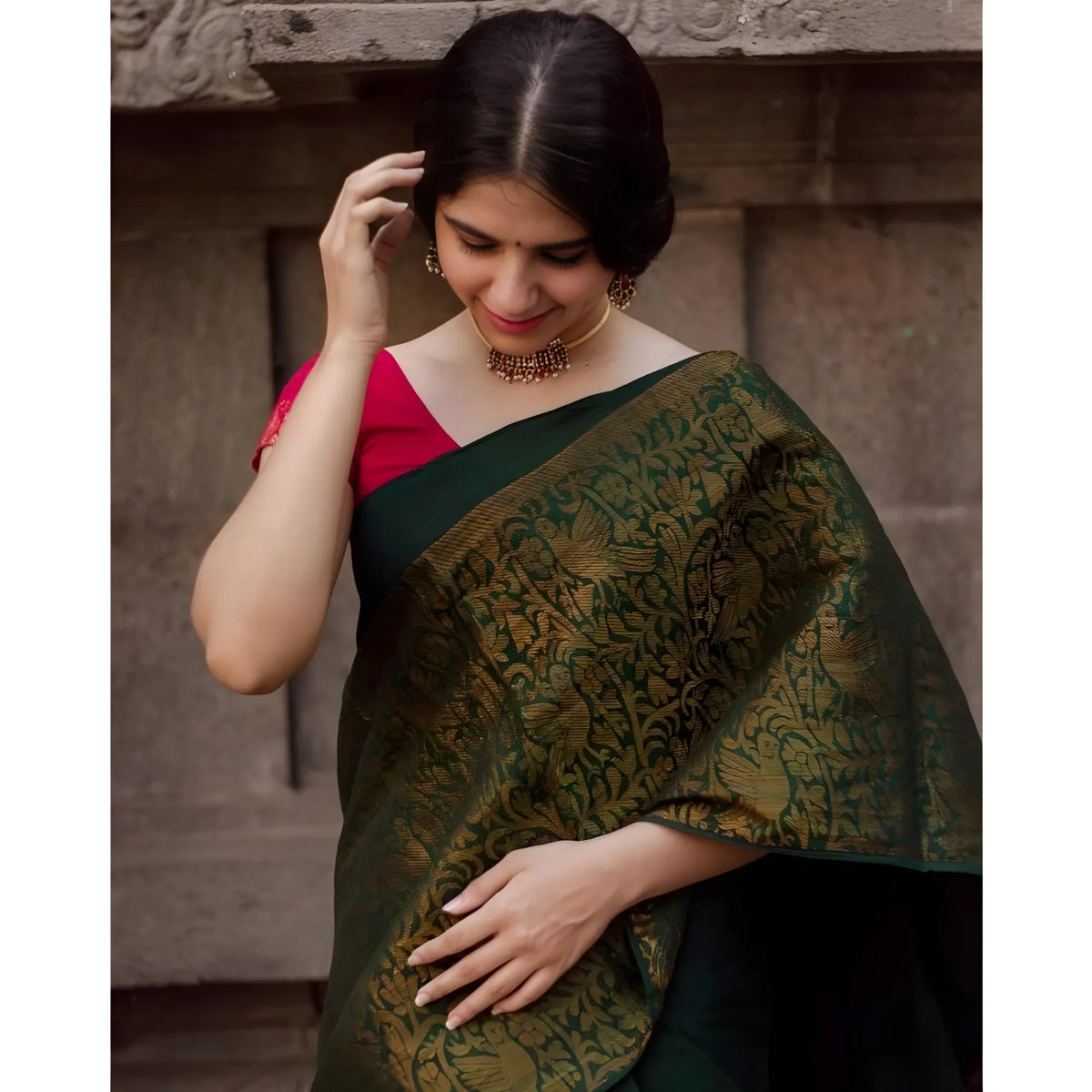Women's Soft Lichi Silk Printed Saree With Unstitched Blouse 5.5Mtr (Green)