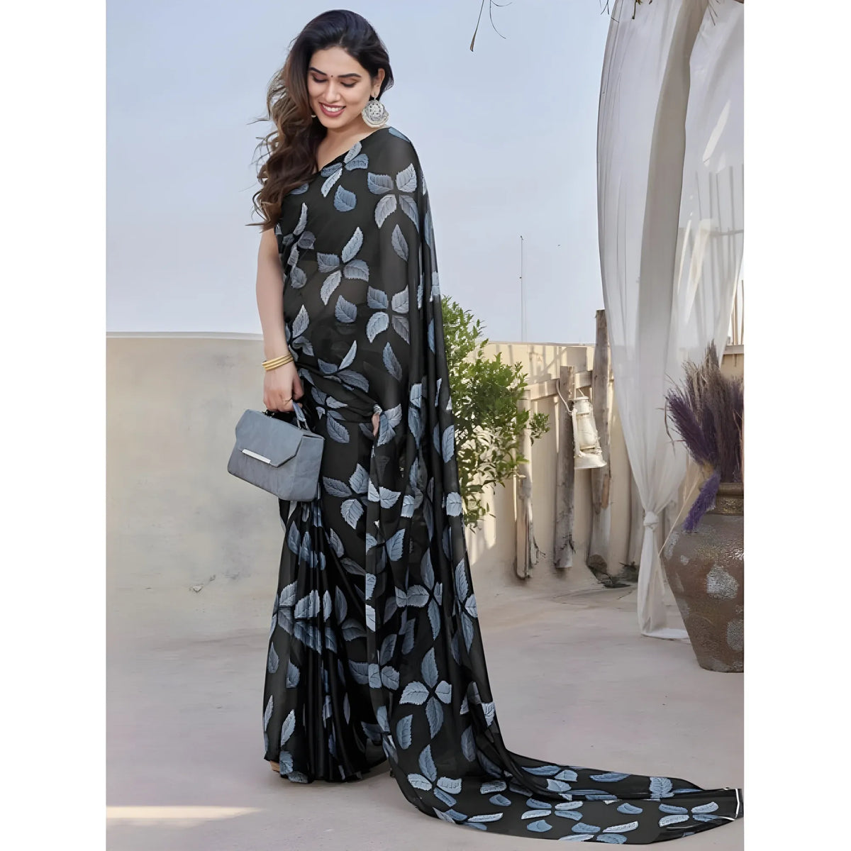 Women's Chiffon Printed Saree With Unstitched Blouse 5.5Mtr  (Black)