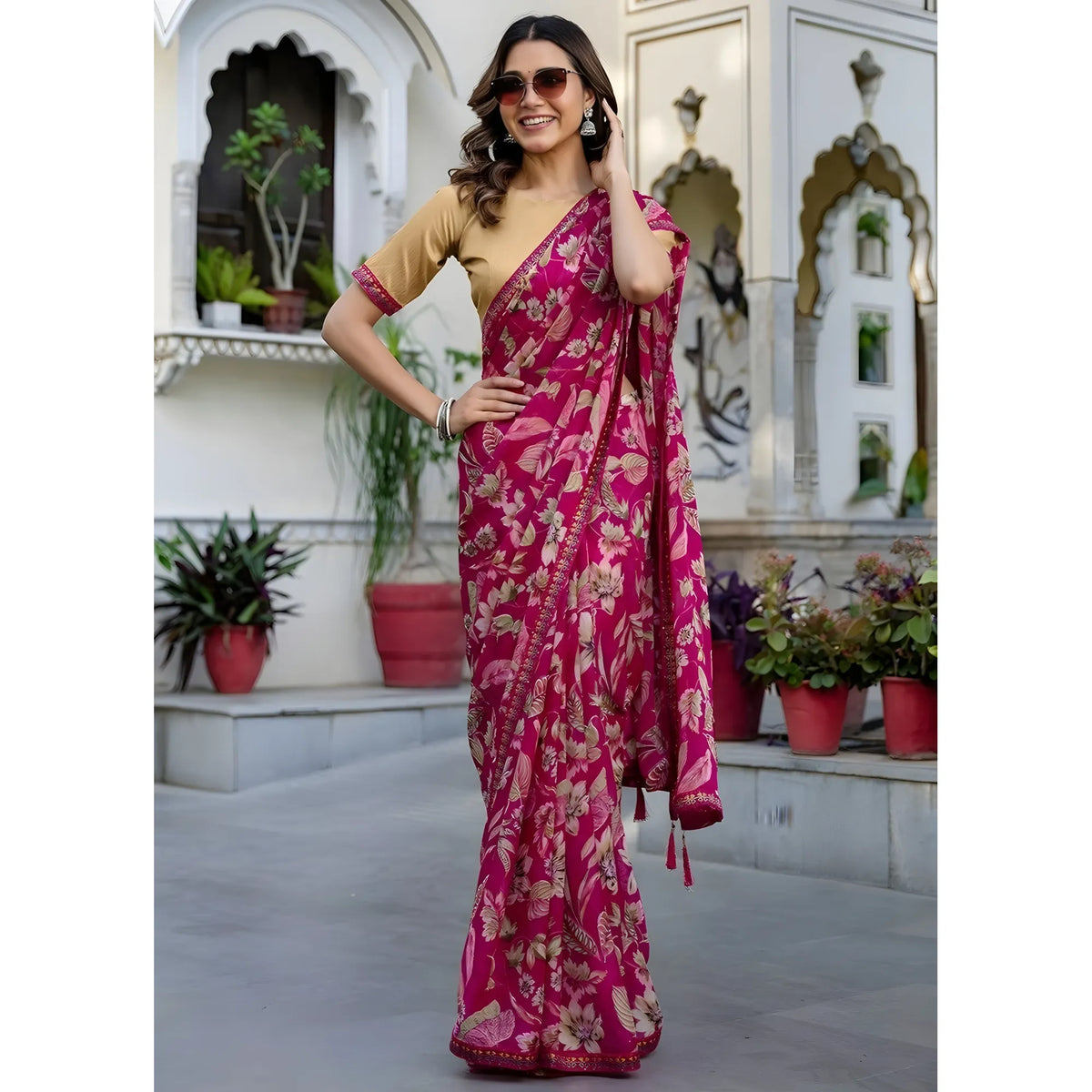 Women's Georgette Floral Printed Saree With Unstitched Blouse 5.5Mtr (Magenta)
