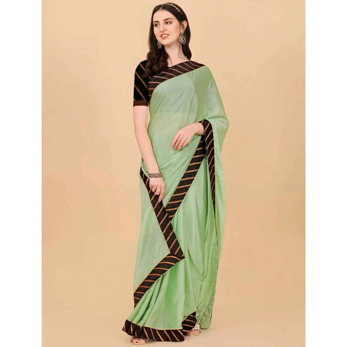 Zariya Chiffon Self Design Saree With Unstitched Blouse