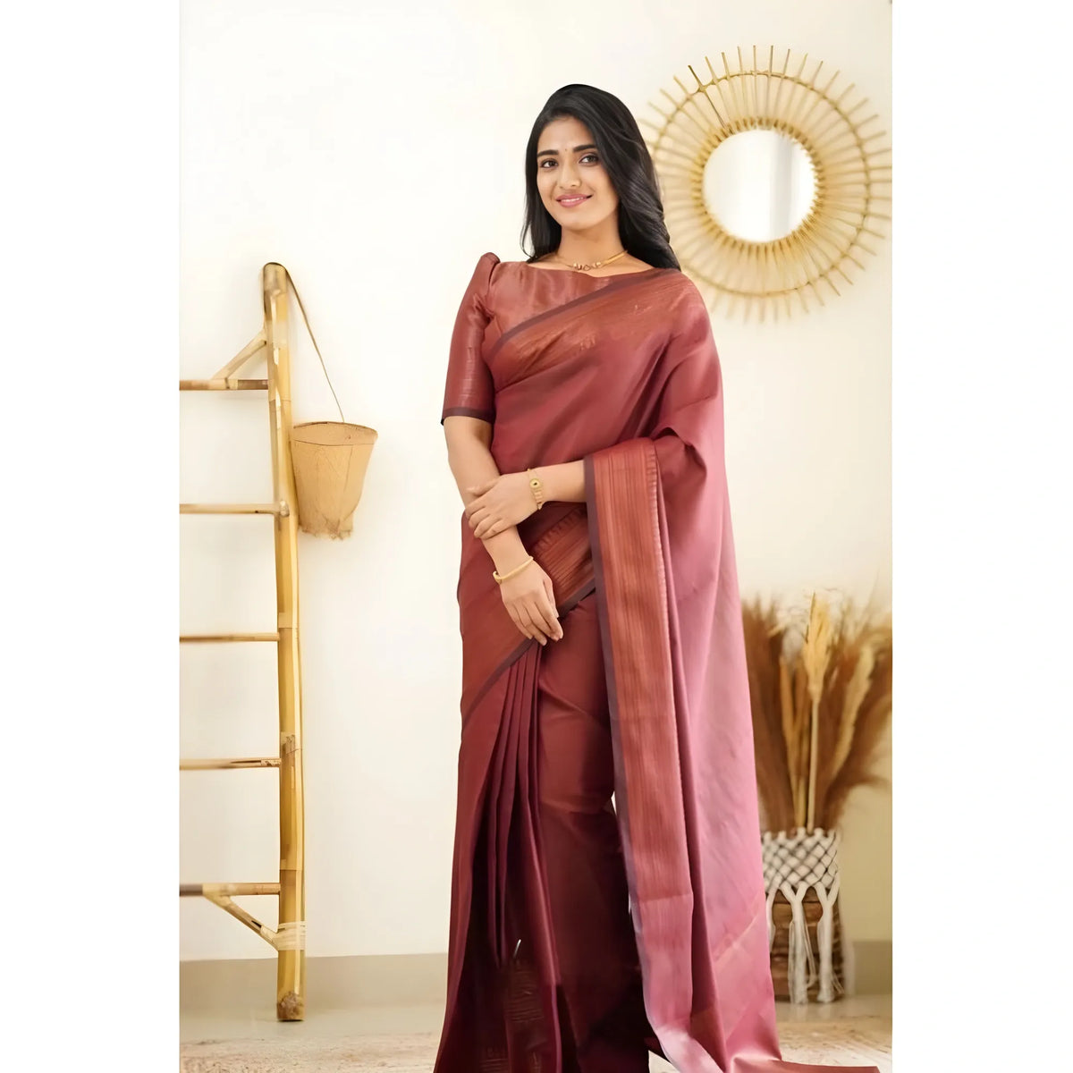 Women's Litchi silk Printed Saree With Unstitched Blouse (Maroon)
